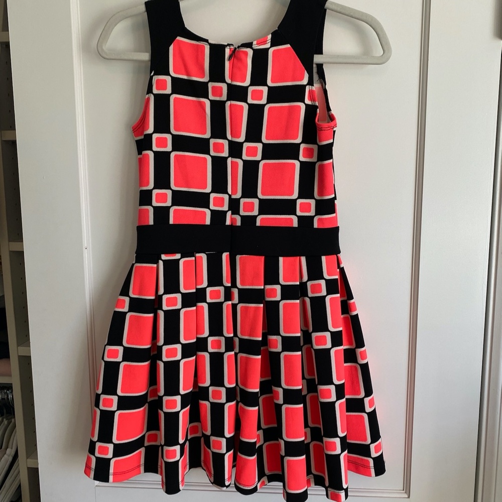 Elisa B NWOT Mod Style Pleated Dress Size 14